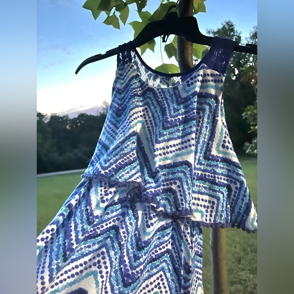 Girls 7/8 Hi-Low Dress👗Shades of Blues and Whites Chevron Dots & Blue Lace Back - Picture 9 of 15